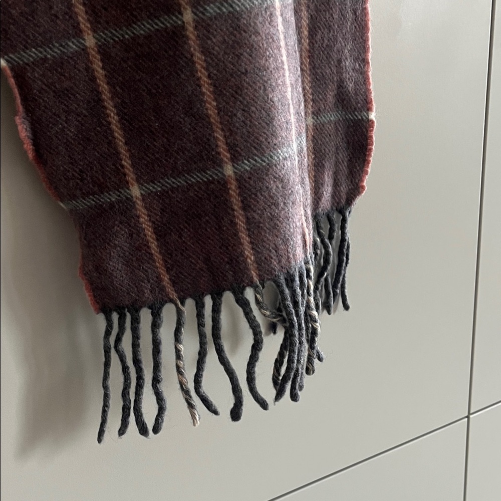 Cotswold Wool Elegant Checkered Scarf in Burgundy and Gray - Picture 5 of 5